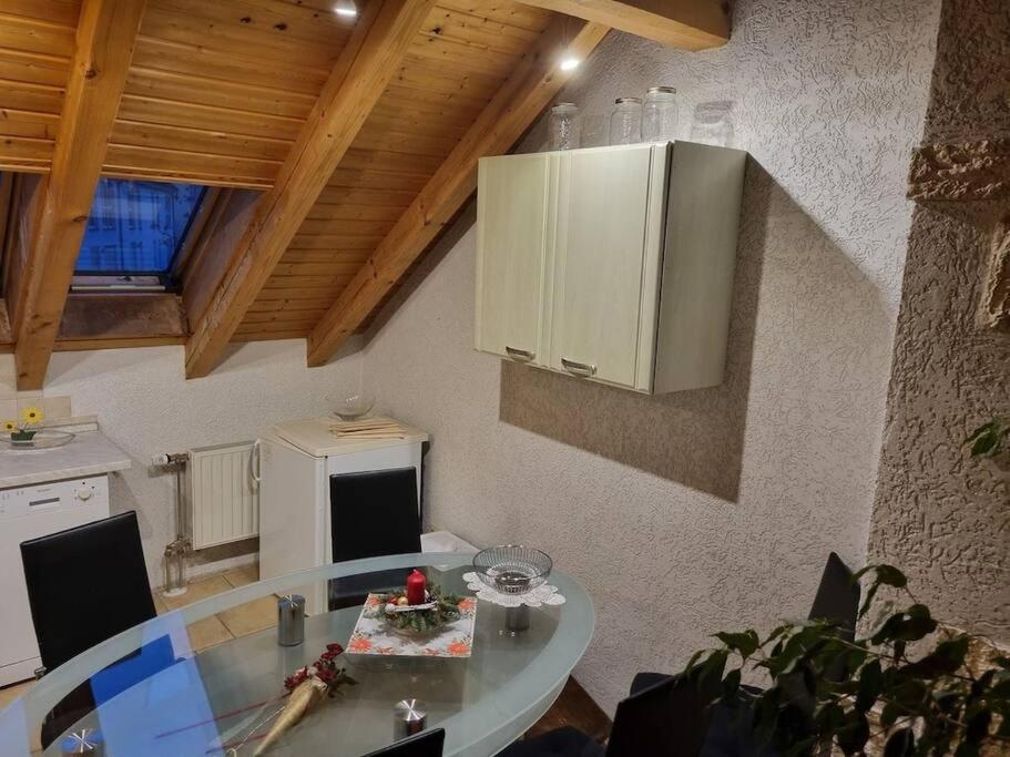 Gemuetliche Dachgeschosswohnung Эрфурт Экстерьер фото